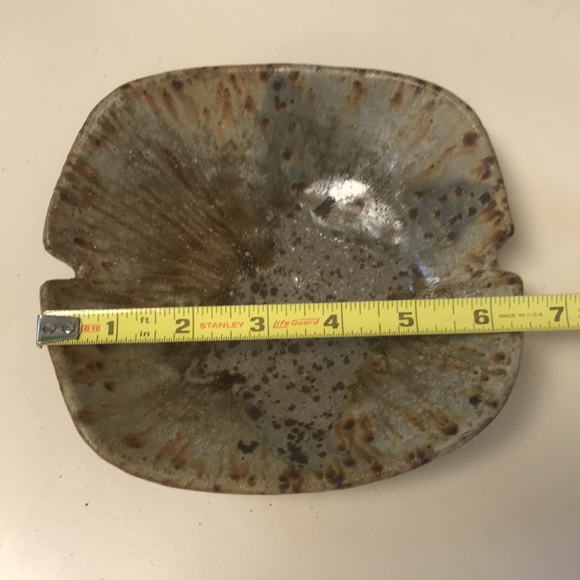 Signed Studio Pottery Trinket Dish / Ashtray - Picture 5 of 8